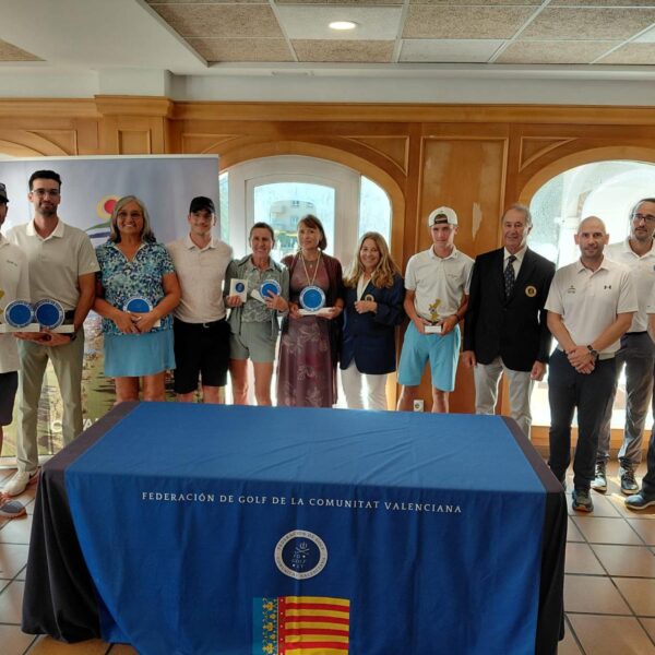 El Circuito MAS-FEM se cierra en Oliva Nova Golf
