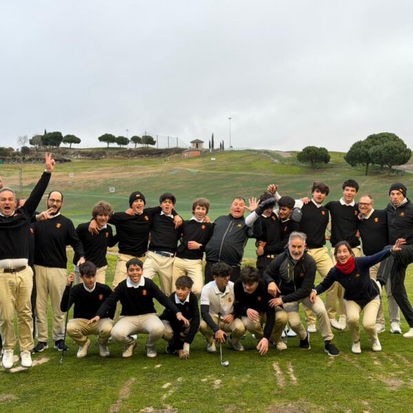 Graciliano Ballesteros, con el Grupo de trabajo Masculino