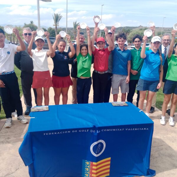 Gran éxito y gran nivel en el Puntuable Juvenil Zona 3 jugado en Vistabella Golf