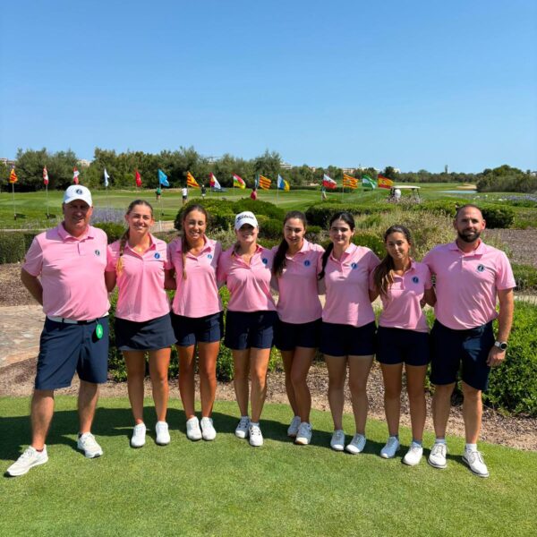 La selección valenciana acaba primera la fase stroke play y se medirá a La Rioja
