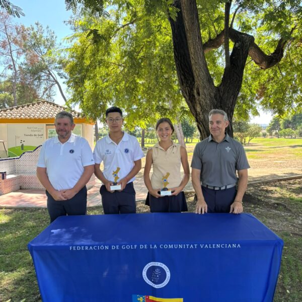 Jim Wang y Candela Visus se imponen en el S14 clasificatorio para el Campeonato de FFAA Infantil en el RCG Manises